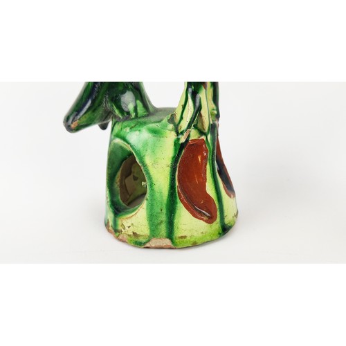 22A - A 20TH CENTURY CHINESE FAMILLE VERTE BASIN, jar with lid and two sancai glazed parrots. (4)