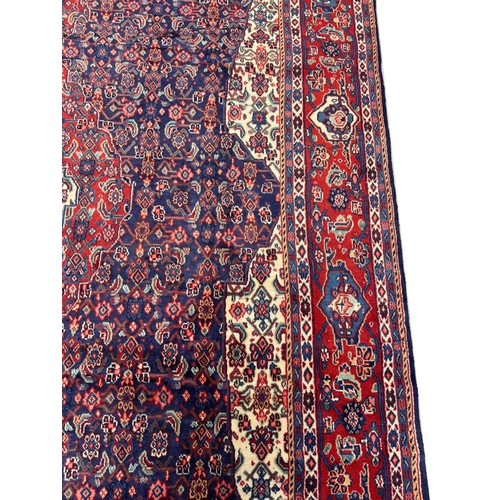 115 - FINE PERSIAN FEREGHAN DESIGN CARPET, 315cm x 222cm.