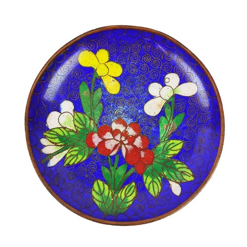 18 - A COLLECTION OF ASSORTED CLOISONNE ITEMS, comprising vases, bangles, an egg, box and covers. (Qty)