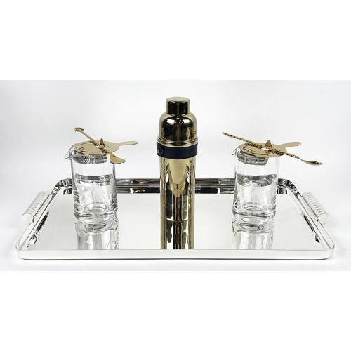 18 - RALPH LAUREN COCKTAIL SET, to include a Montgomery large tray, two Garrett mixing glasses and a Wyat... 