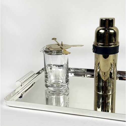 18 - RALPH LAUREN COCKTAIL SET, to include a Montgomery large tray, two Garrett mixing glasses and a Wyat... 