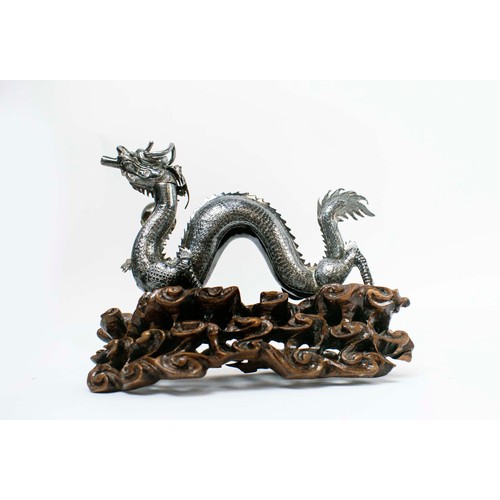 50 - CHINESE TABLE LIGHTER, circa 1900, silver by Wang Hing, Canton export, marked WH, 90 to foot, 16cm L... 