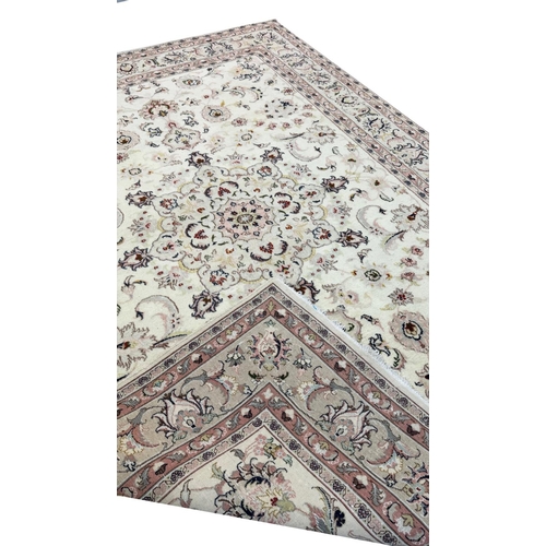 115 - FINE PART SILK PERSIAN ESPHAHAN DESIGN CARPET, 300cm x 200cm.