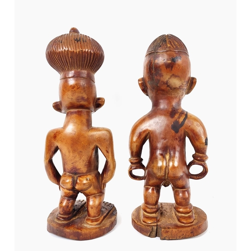 4 - A PAIR OF IBEOI DOLLS (Nigeria), 30cm H. (2)