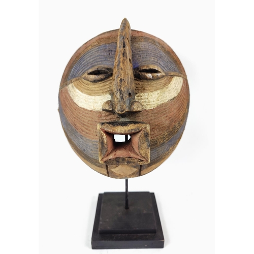 5 - SONGYE KIFWEBE MASK (Congo), 58cm H.