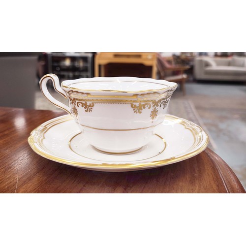 16 - A SPODE 'STAFFORD WHITE' PART DINNER AND TEA SERVICE, comprising cups, saucers, side plates, teapots... 