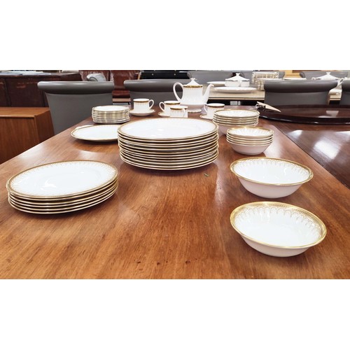 21 - PART DINNER SERVICE, Paragon 'Athena' pattern, comprising twelve dinner plates, six salad plates, tw... 