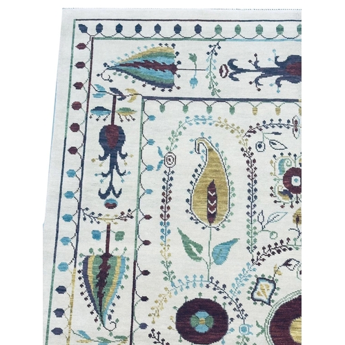 111 - FINE CONTEMPORARY UZBEK SUZANI DESIGN CARPET, 352cm x 250cm.