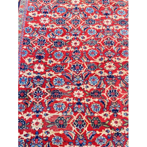 112 - ANTIQUE PERSIAN ZEIGLER MAHAL CARPET, 300cm x 210cm.