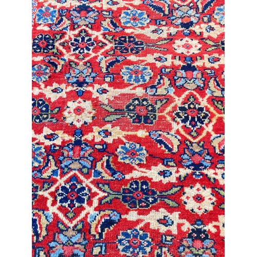 112 - ANTIQUE PERSIAN ZEIGLER MAHAL CARPET, 300cm x 210cm.