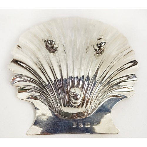 5 - SILVER SALTS, a boxed scallop shell pair by George Knight, Birmingham; a silver scallop dish and a s... 