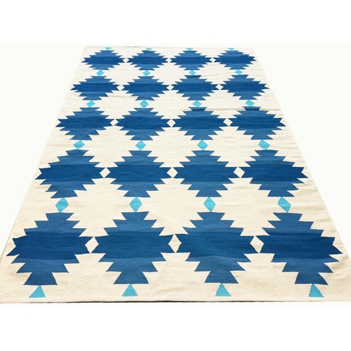 110 - INDIAN COTTON DHURRIE, 275cm x 170cm.