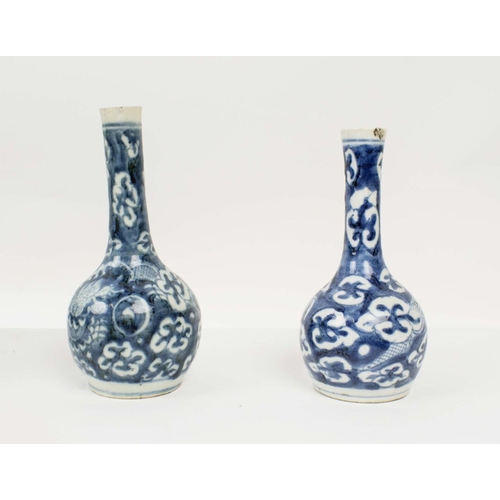 29 - A QUANTITY OF ORIENTAL BLUE AND WHITE CERAMICS, 19th/20th century. (Qty)