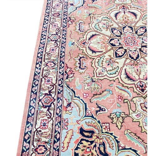 84 - PERSIAN HERIZ CARPET, 290cm x 194cm.