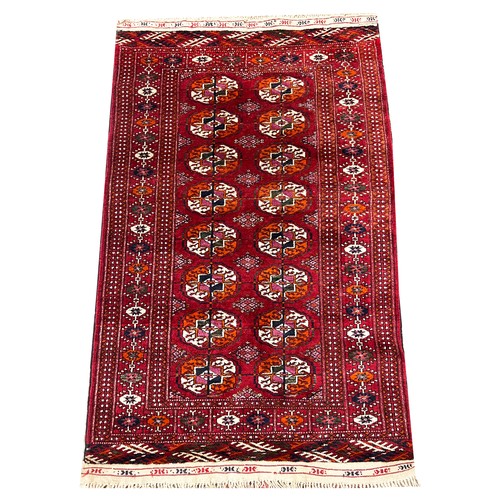 98A - SOUTH WEST PERSIAN RUG, 206cm x 157cm, together with three other smaller Persian rugs. (4)