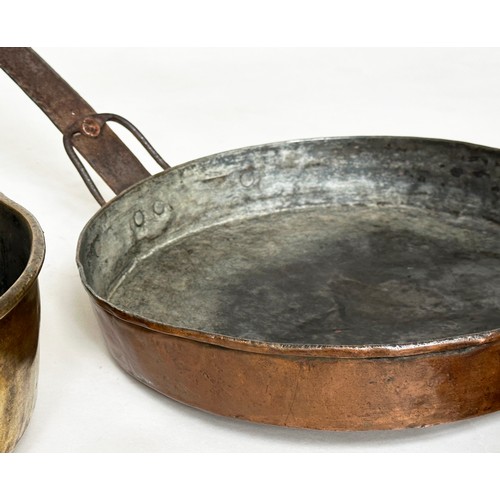 137 - EARLY COPPERWARE/KITCHENWARE, a 19th century brass preserving pan, three saucepans and six lids and ... 