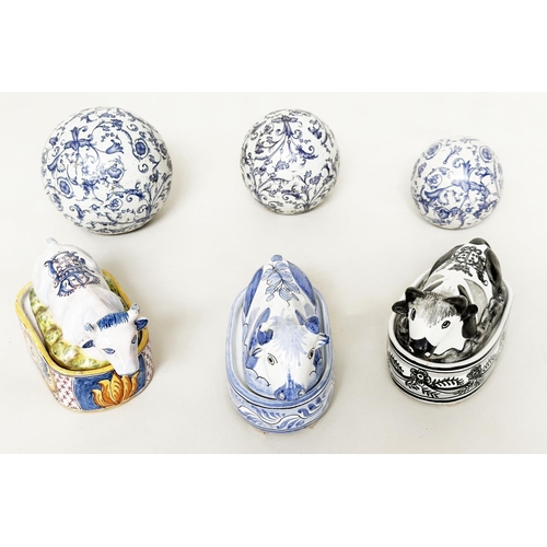 557 - BLUE/WHITE CERAMICS, three early 19th century Dutch crackle glazed blue/white graduated balls, toget... 