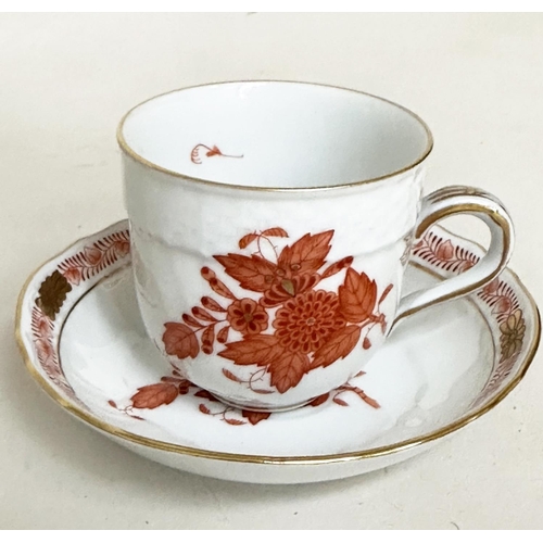 559 - HEREND, Hungarian porcelain, bouquet rust pattern  with tray plate, four cups and six saucers and a ... 