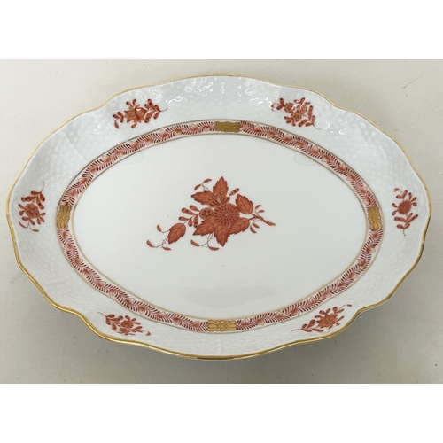 559 - HEREND, Hungarian porcelain, bouquet rust pattern  with tray plate, four cups and six saucers and a ... 