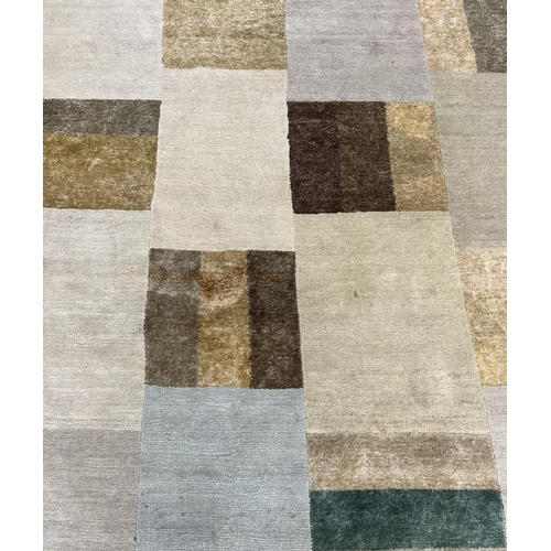 242 - THE RUG COMPANY CARPET, 278cm x 182cm, 'Hue Pale'