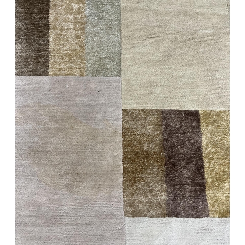 242 - THE RUG COMPANY CARPET, 278cm x 182cm, 'Hue Pale'