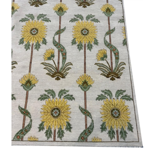 252 - CONTEMPORARY SUNFLOWER DESIGN CARPET, 302cm x 247cm.