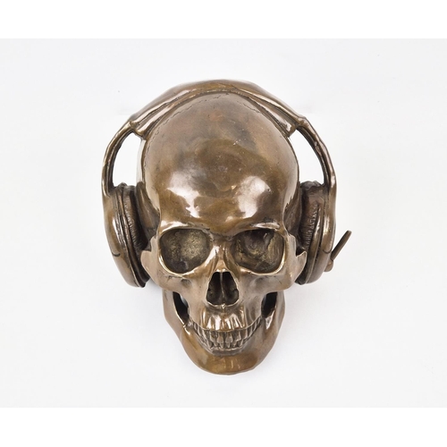 414 - CONTEMPORARY SCHOOL DJ SCULL SCULPTURAL STUDY, 17cm H approx.