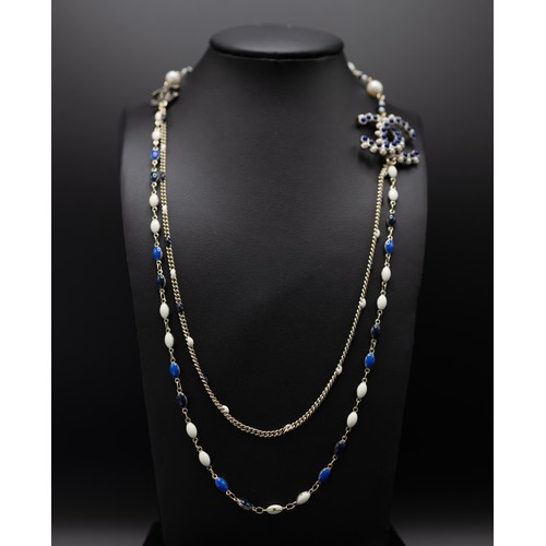 47 - CHANEL NECKLACE, silver tone chain, with pearl and beads of different shapes and tones of blue and w... 