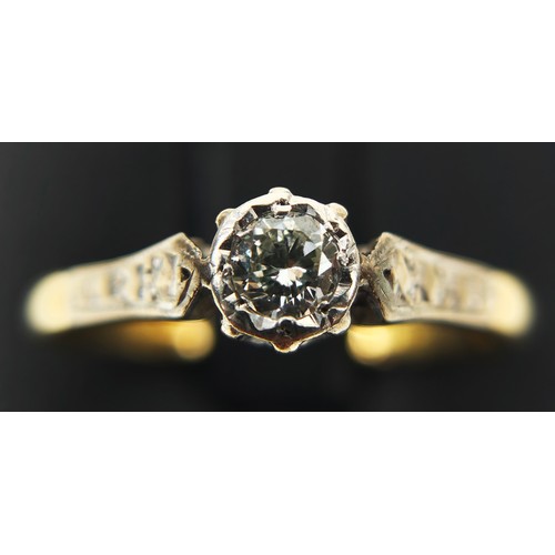 118 - AN 18CT YELLOW GOLD AND PLATINUM DIAMOND SOLITAIRE RING, the round brilliant cut diamond of approxim... 