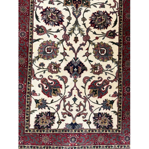 119 - TABRIZ RUNNER, 430cm x 82cm.