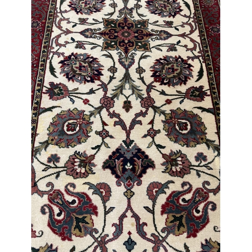 119 - TABRIZ RUNNER, 430cm x 82cm.