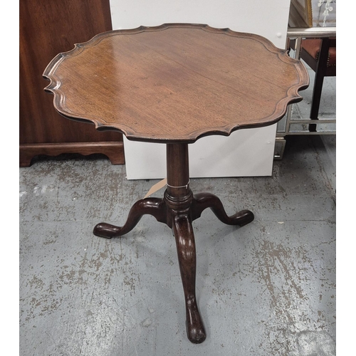 159 - GEORGE III MAHOGANY TILT TOP TRIPOD TABLE, pie crust top raised on a column, with bird cage mechanis... 