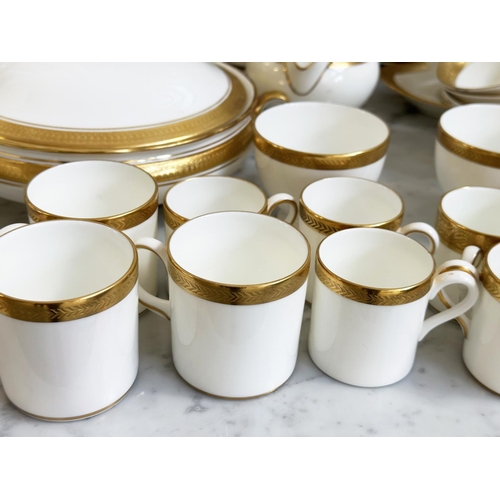 185 - DINNER SERVICE, English Fine Bone China, Wedgwood, Senator and Ascot, gold an extensive service, inc... 