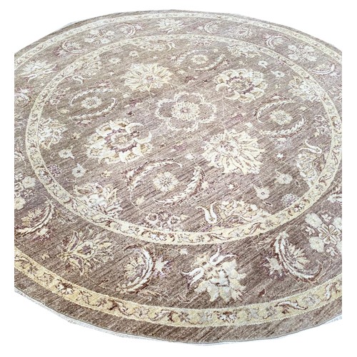 111 - ZEIGLER ROUND CARPET, 250cm x 250cm.