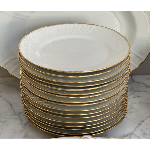 143 - GINORI DINNER SERVICE, Richard Ginori, Italy, an extensive service gold/white, including sixteen din... 