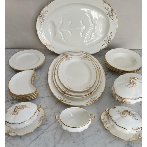 144 - MAPLE & CO LONDON PARIS DINNERWARE, Italian retailed by Maple & Co, white porcelain and gold includi... 