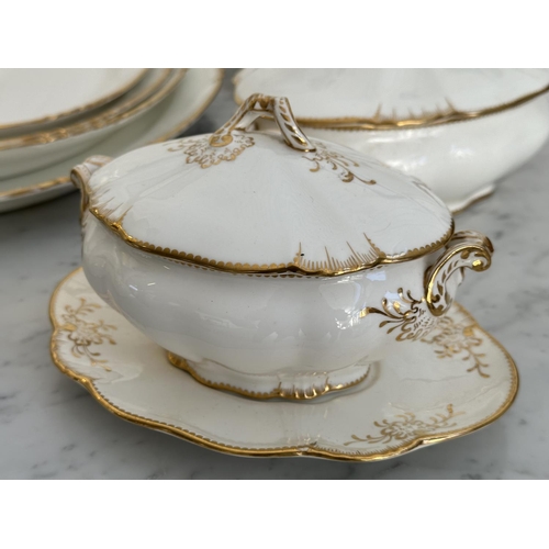 144 - MAPLE & CO LONDON PARIS DINNERWARE, Italian retailed by Maple & Co, white porcelain and gold includi... 