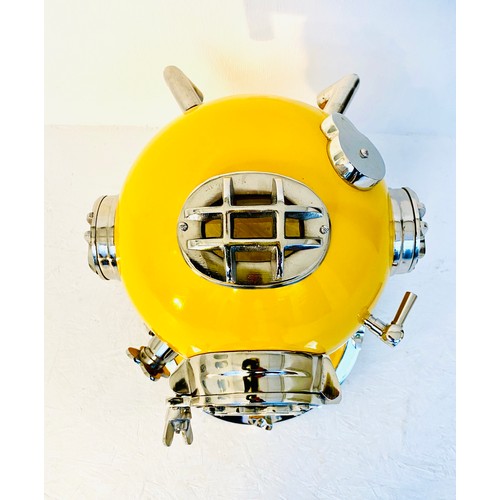 527 - DECORATIVE REPRODUCTION DIVER'S HELMET, 40cm H.