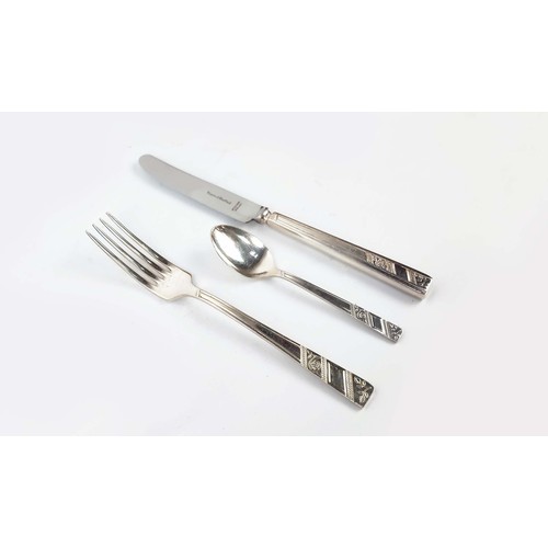 28 - AN ART DECO VINERS OF SHEFFIELD CASED CANTEEN OF CUTLERY, circa 1930, silver plated cutlery in the R... 