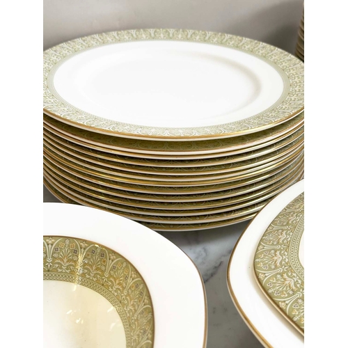 115 - DINNER SERVICE, English Fine Bone China, Royal Doulton 'Sonnet', twelve place settings, approx 84 pi... 