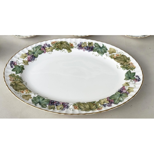 542 - DINNER SERVICE, English Fine Bone China Royal Worcester 'Vine harvest' including dinner, tea, side p... 