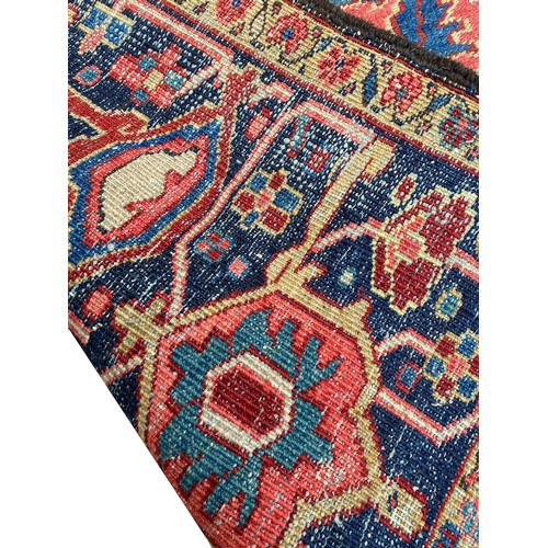 189A - ANTIQUE PERSIAN SERAPI CARPET, 350cm x 245cm.