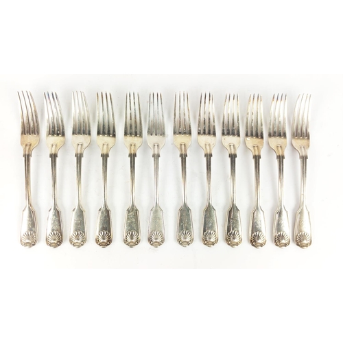 3 - MAPPIN BROS SILVER FLATWARE, London, 1893, comprising 10 large spoons and 10 large forks, 12 spoons,... 