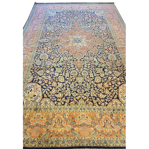 118 - FINE SILK ISPHAHAN DESIGN CARPET, 320cm x 220cm.