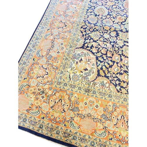 118 - FINE SILK ISPHAHAN DESIGN CARPET, 320cm x 220cm.