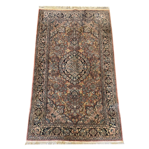 120 - KASHAN DESIGN SILK RUG, 155cm x 92cm.