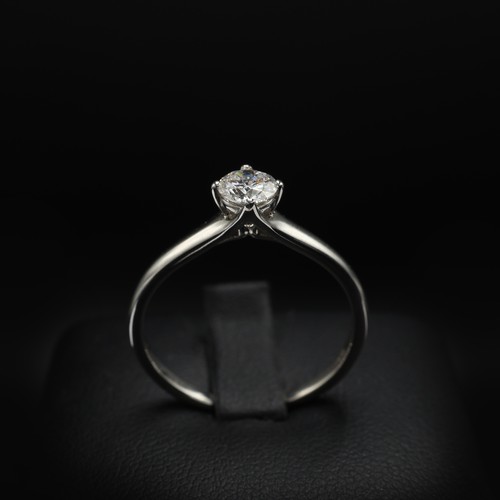 18 - 18ct white gold diamond solitaire ring, RBC diamond 0.35ct.