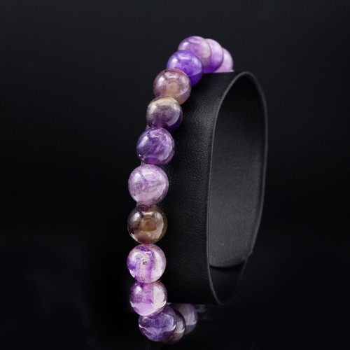 78 - AN AMETHYST SINGLE STRAND NECKLACE, an amethyst bracelet and a pair of amethyst and diamond pendant ... 