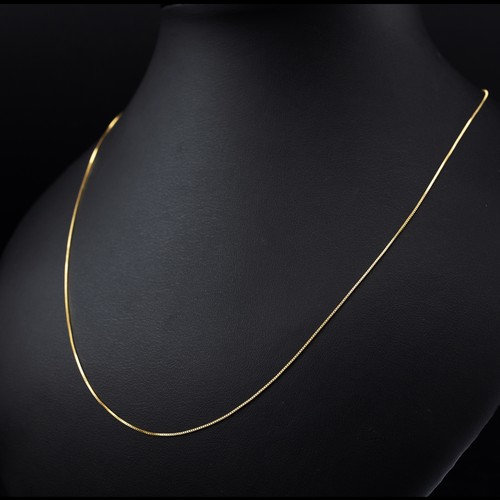 62 - A COLLECTION OF VARIOUS GOLD NECKLACE CHAINS, comprising two 18ct gold chain, one 10ct gold chain an... 