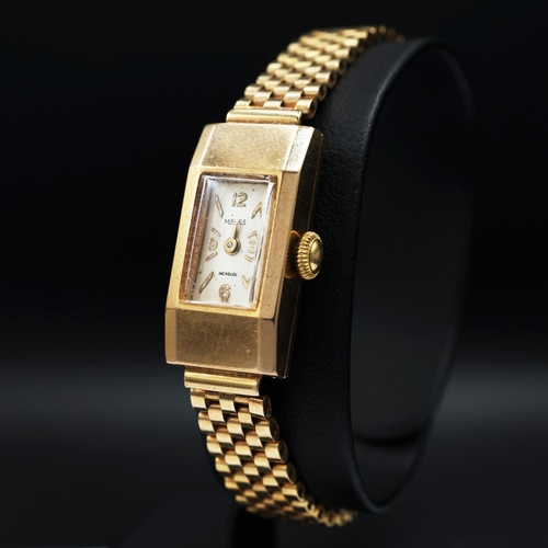 129 - A 9CT GOLD MATEX LADIES WRISTWATCH, 1960's/70's, gold bracelet strap, 16cm -17cm L, 20grams, complet... 